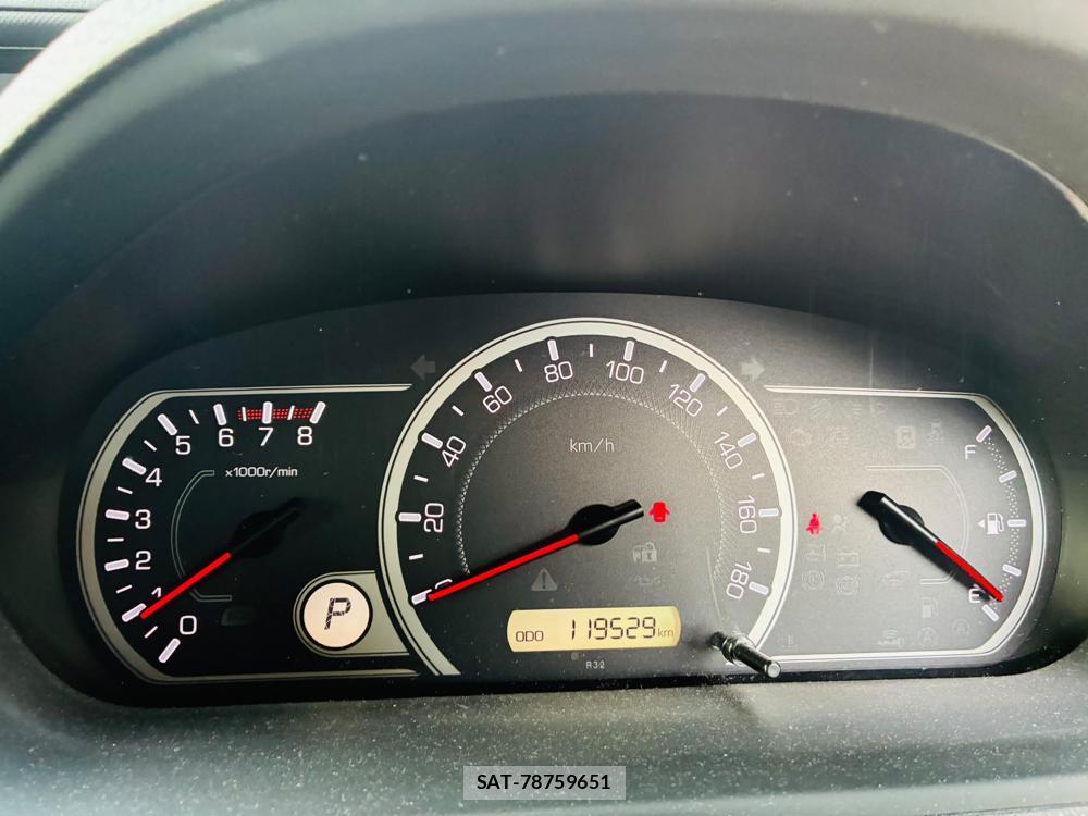 Toyota NOAH 2014-05 8169415-15