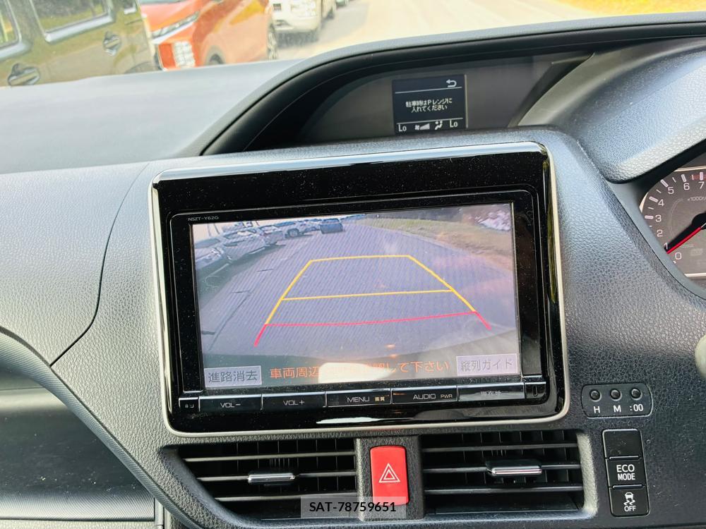 Toyota NOAH 2014-05 8169415-18