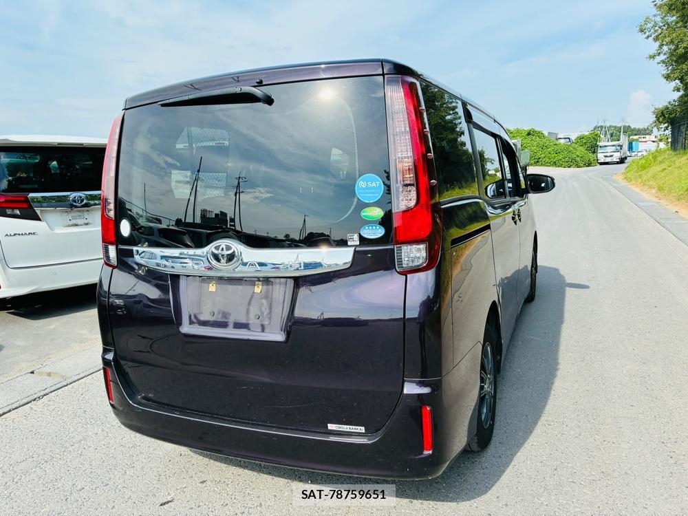 Toyota NOAH 2014-05 8169415-4