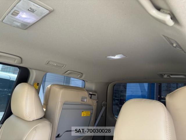 Toyota NOAH 2011-08 8316003-10