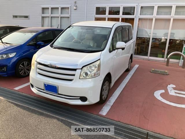 Toyota NOAH 2007-08 8316011-0