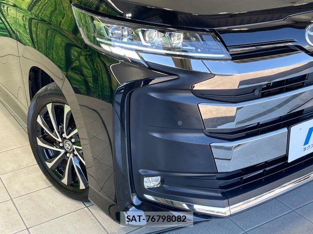Toyota NOAH 2023-12 8315987-11