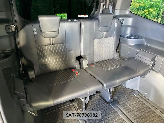 Toyota NOAH 2023-12 8315987-8