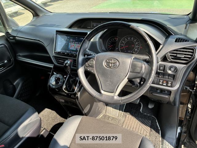 Toyota NOAH 2021-06 8315990-2