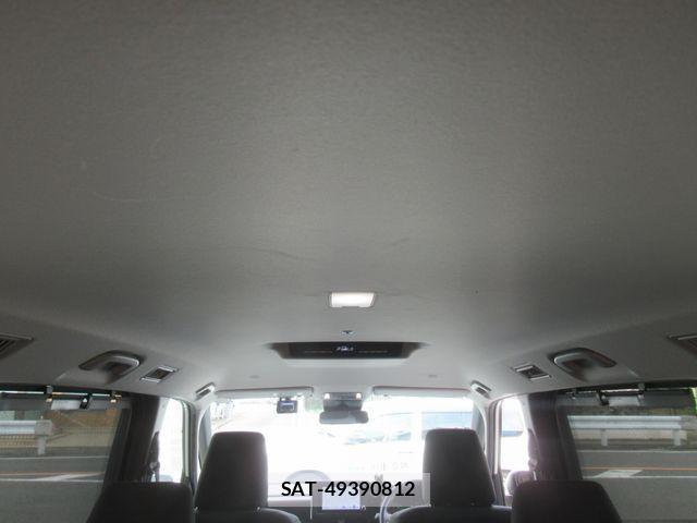 Toyota NOAH 2022-03 8315999-10