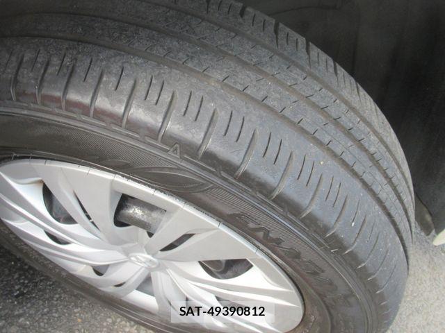 Toyota NOAH 2022-03 8315999-15