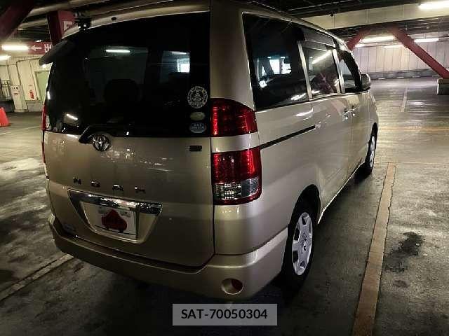 Toyota NOAH 2004-09 8316009-2