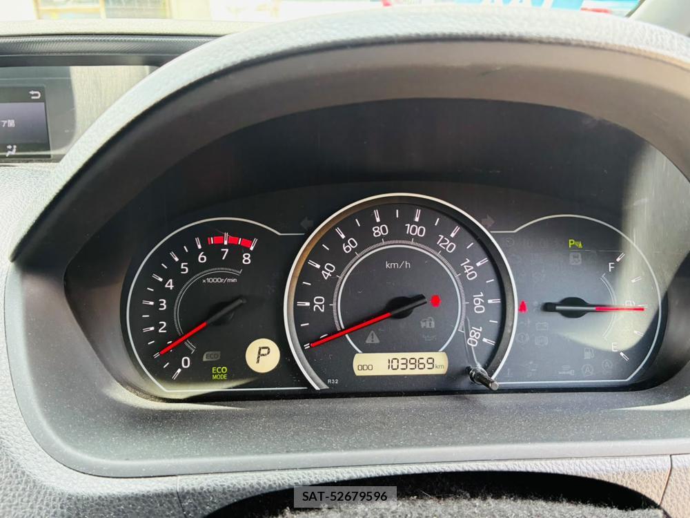 Toyota NOAH 2019-08 8261522-15