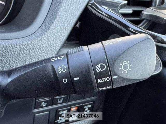 Toyota NOAH 2020-05 8315997-23