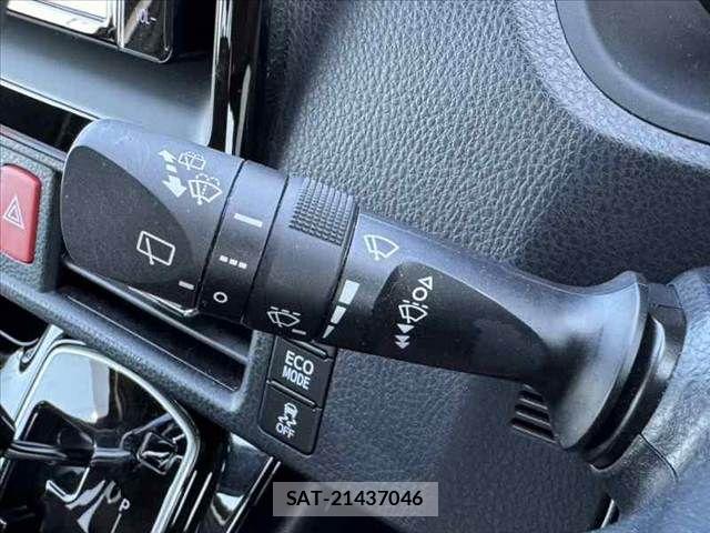 Toyota NOAH 2020-05 8315997-24