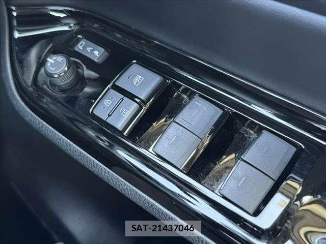 Toyota NOAH 2020-05 8315997-26