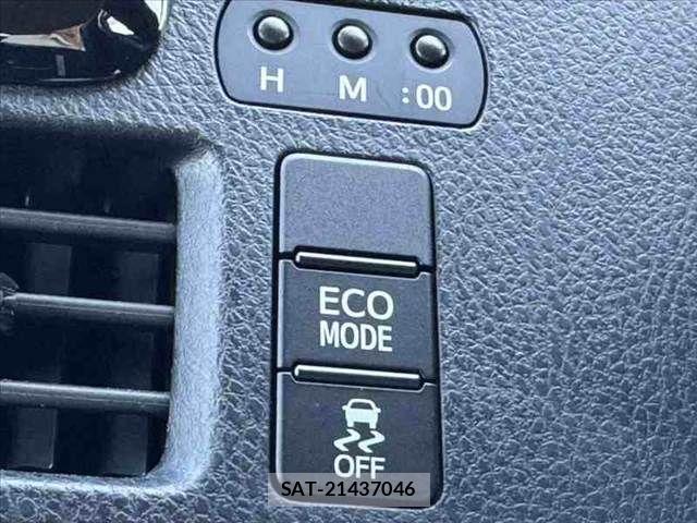 Toyota NOAH 2020-05 8315997-27
