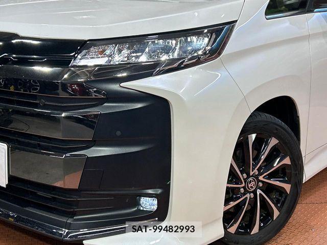 Toyota NOAH 2024-07 8315985-12