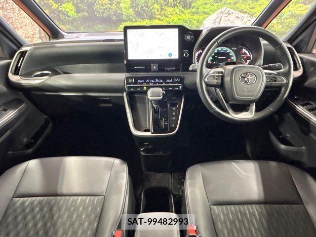 Toyota NOAH 2024-07 8315985-1