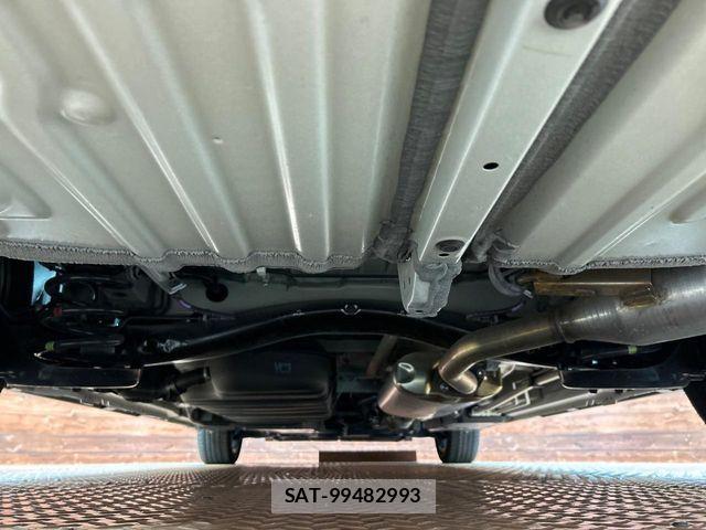 Toyota NOAH 2024-07 8315985-19