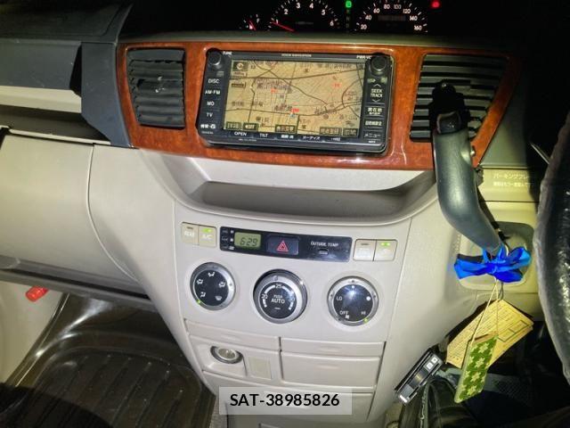 Toyota NOAH 2003-10 8316010-19
