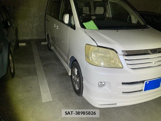 Toyota NOAH 2003-10 8316010-3