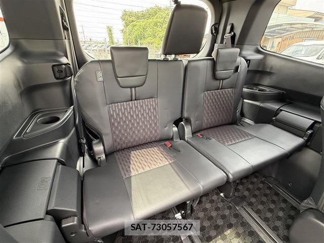 Toyota NOAH 2022-04 8315993-18