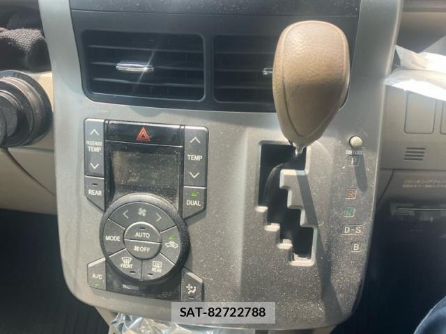 Toyota NOAH 2010-01 8316012-10