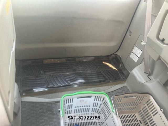 Toyota NOAH 2010-01 8316012-17