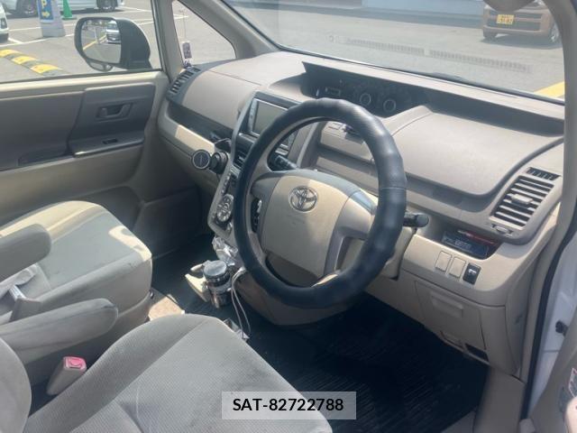 Toyota NOAH 2010-01 8316012-7