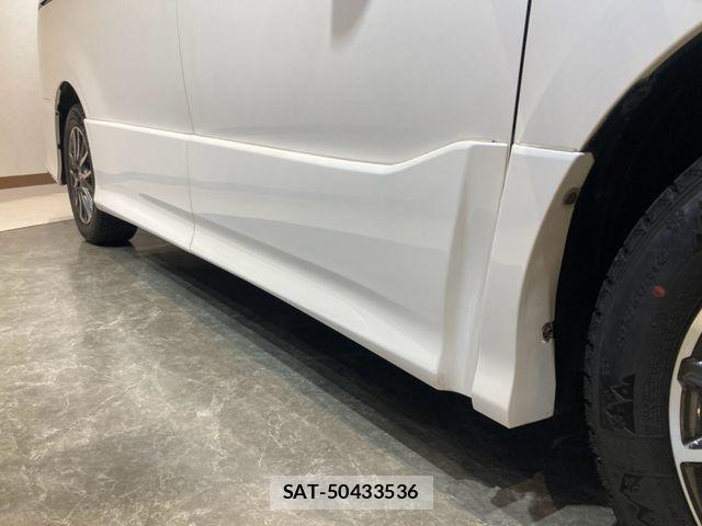 Toyota NOAH 2014-06 8315984-10