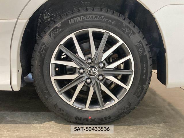 Toyota NOAH 2014-06 8315984-12
