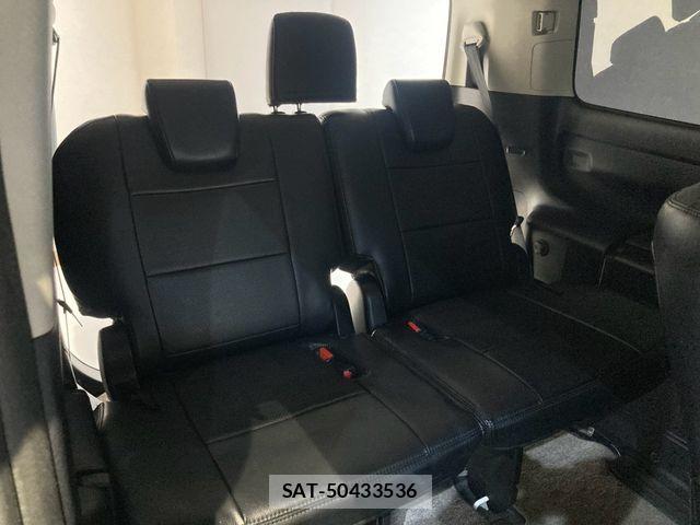 Toyota NOAH 2014-06 8315984-18