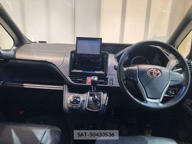 Toyota NOAH 2014-06 8315984-20