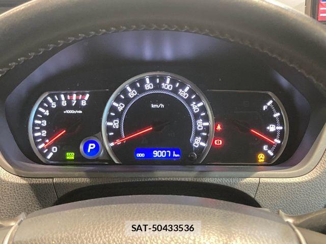 Toyota NOAH 2014-06 8315984-24