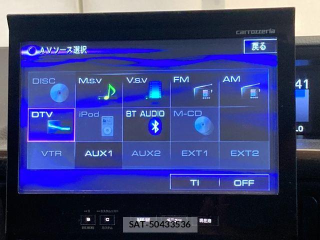 Toyota NOAH 2014-06 8315984-27