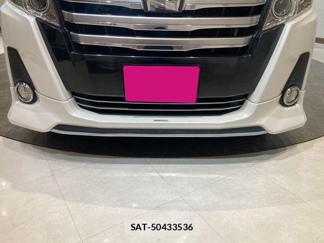 Toyota NOAH 2014-06 8315984-7