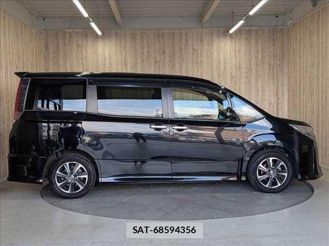 Toyota NOAH 2019-03 8316000-16