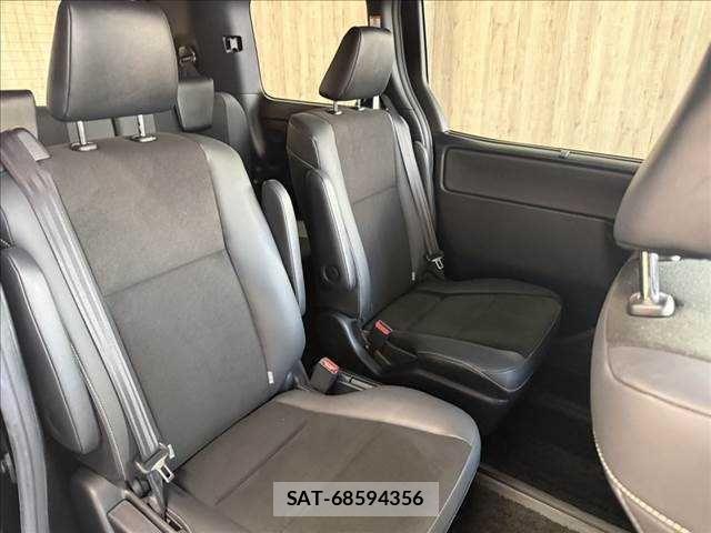 Toyota NOAH 2019-03 8316000-7