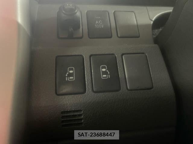 Toyota NOAH 2007-07 8316006-7