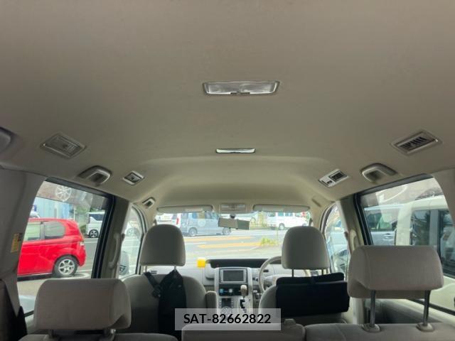 Toyota NOAH 2009-06 8316013-11