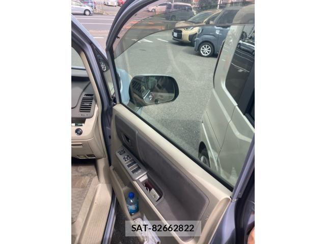 Toyota NOAH 2009-06 8316013-15