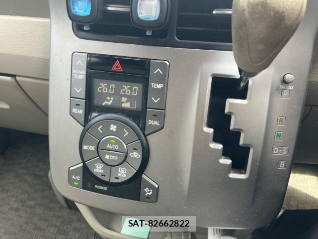 Toyota NOAH 2009-06 8316013-22