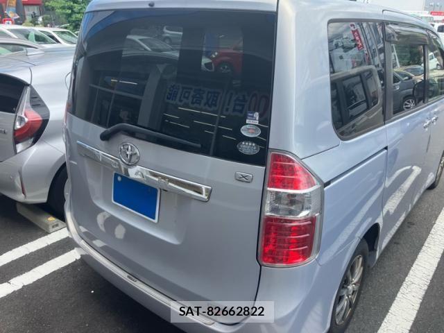 Toyota NOAH 2009-06 8316013-2