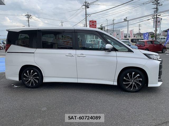 Toyota NOAH 2025-01 8315988-21