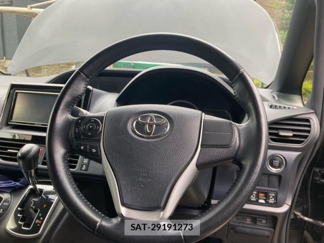 Toyota NOAH 2014-02 8316001-19