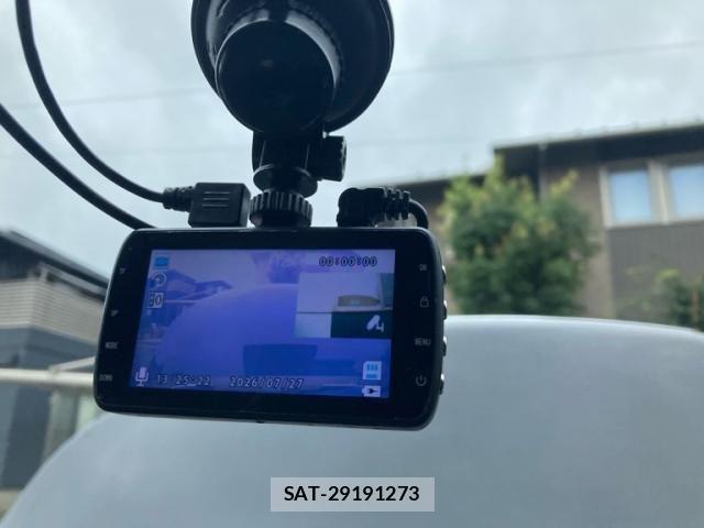 Toyota NOAH 2014-02 8316001-22