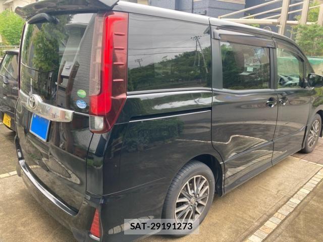 Toyota NOAH 2014-02 8316001-6