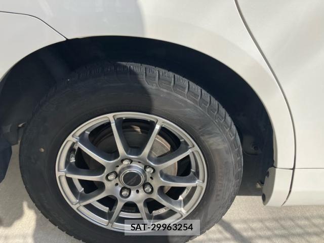 Toyota NOAH 2010-08 8316007-3