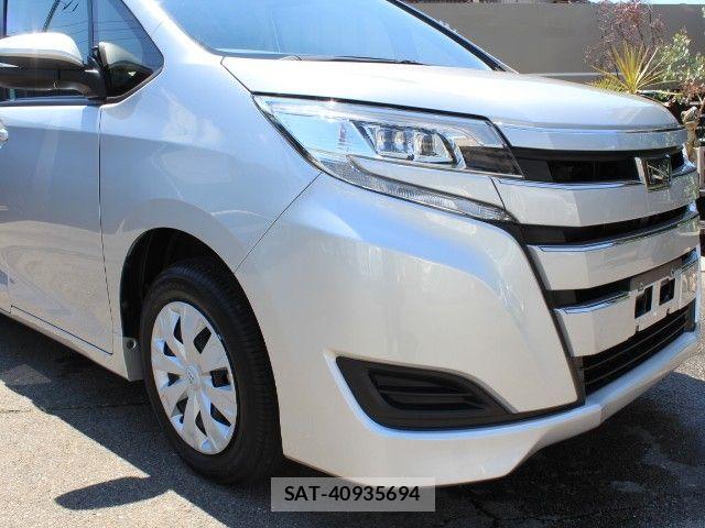 Toyota NOAH 2021-05 8337142-23