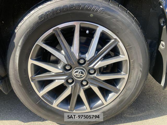 Toyota NOAH 2014-03 8337138-26