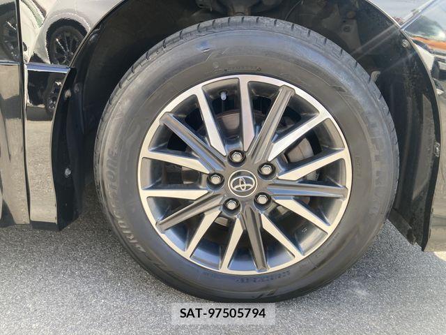 Toyota NOAH 2014-03 8337138-28
