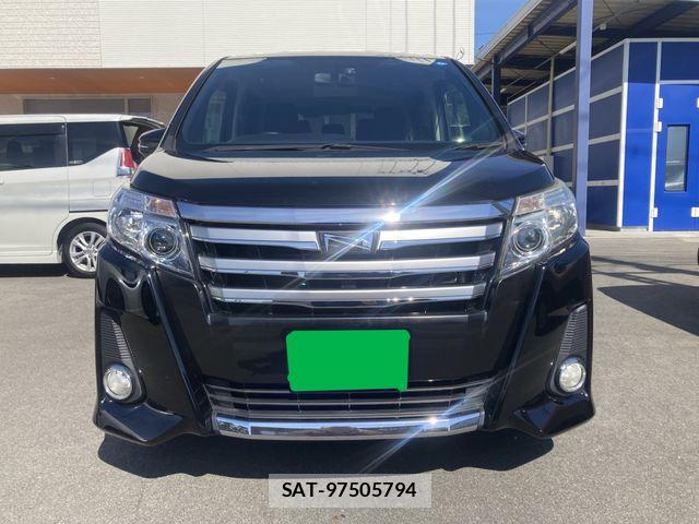 Toyota NOAH 2014-03 8337138-3