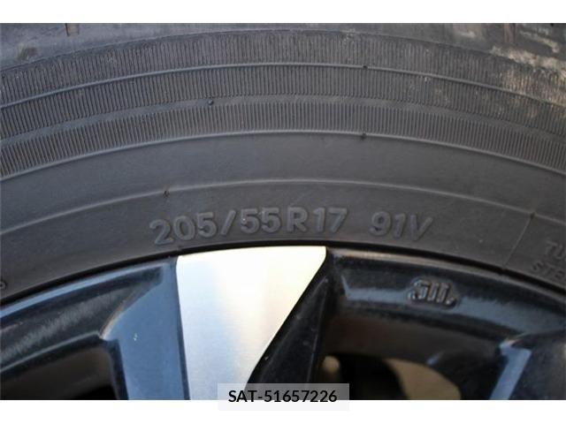 Toyota NOAH 2024-04 8337141-25