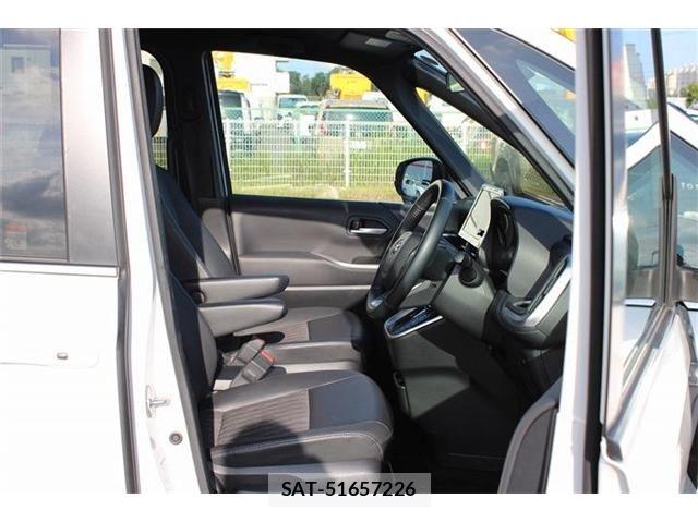 Toyota NOAH 2024-04 8337141-6
